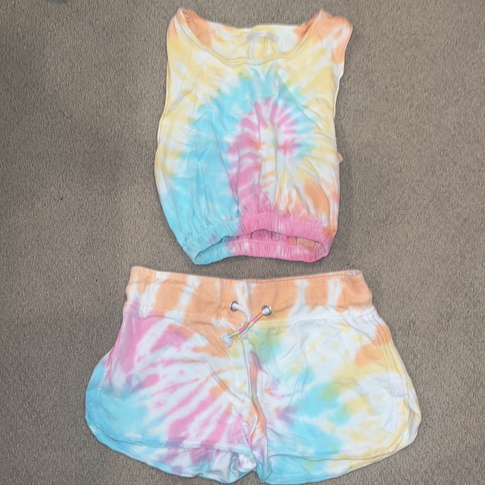 Quiet Storm rainbow top